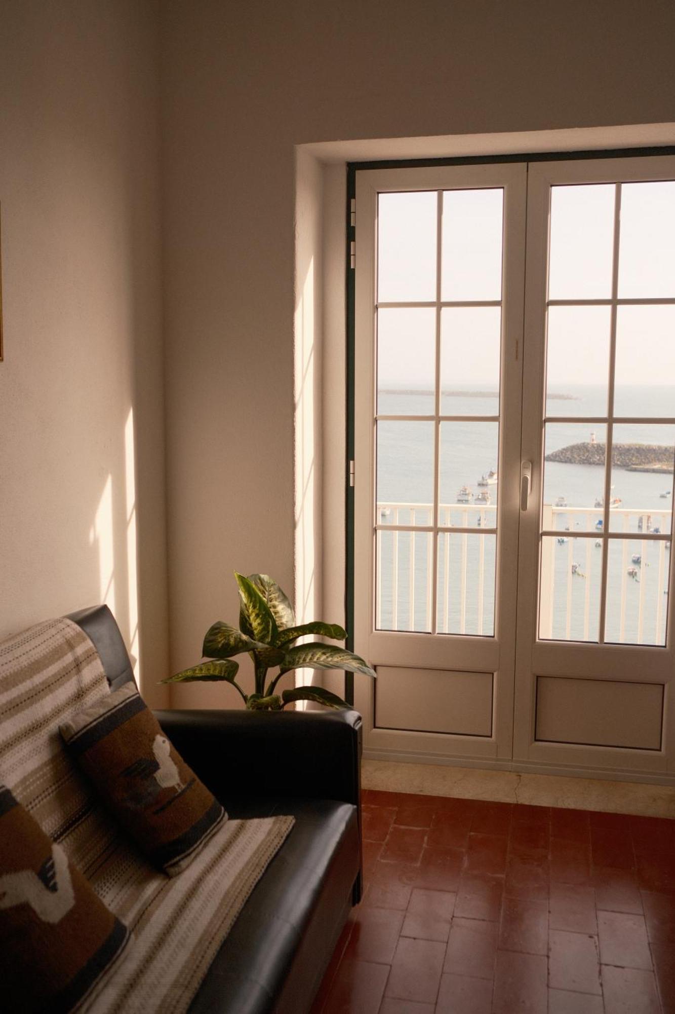 Manas Coliving Apartment Sines Luaran gambar