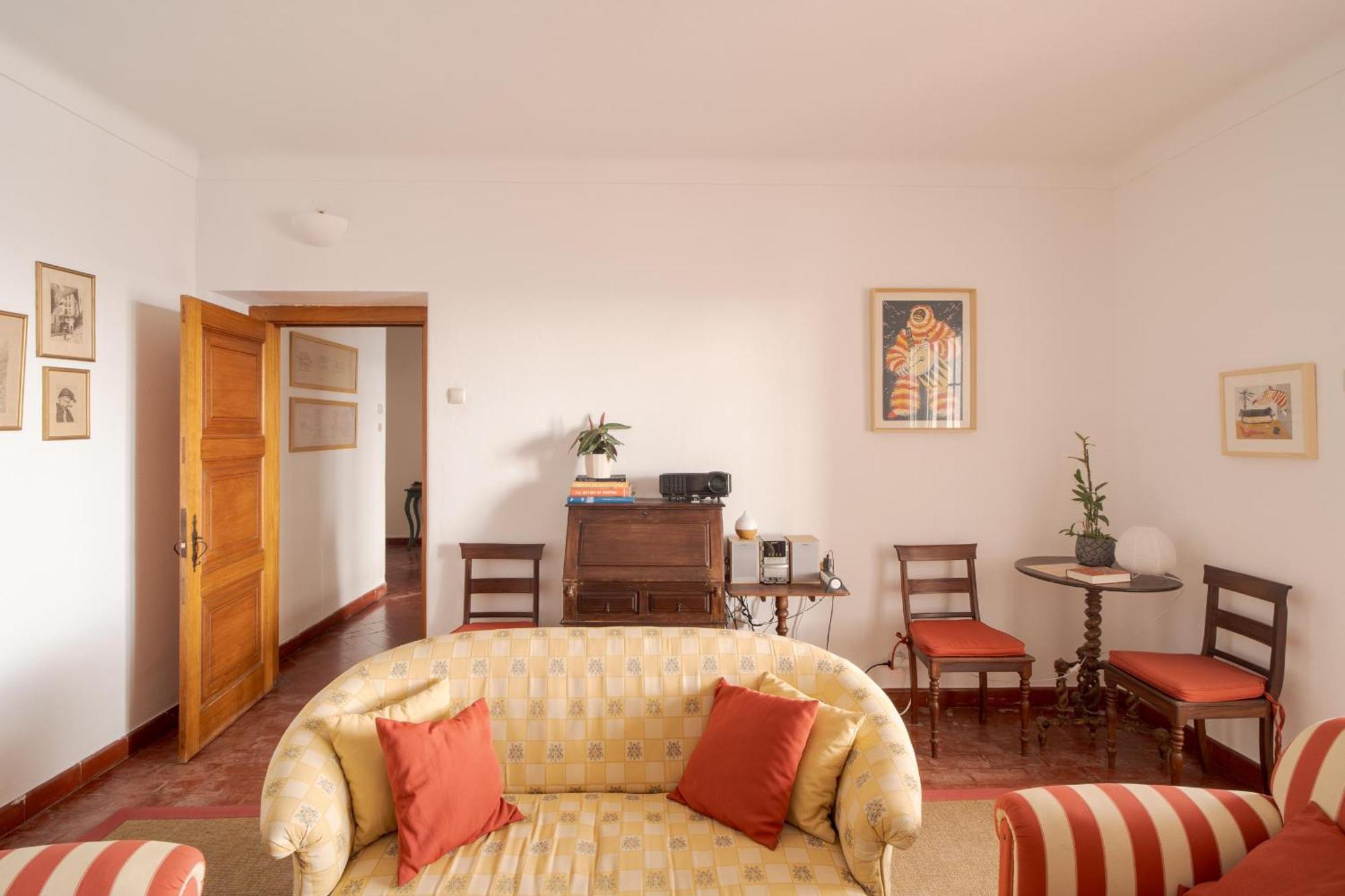 Manas Coliving Apartment Sines Luaran gambar