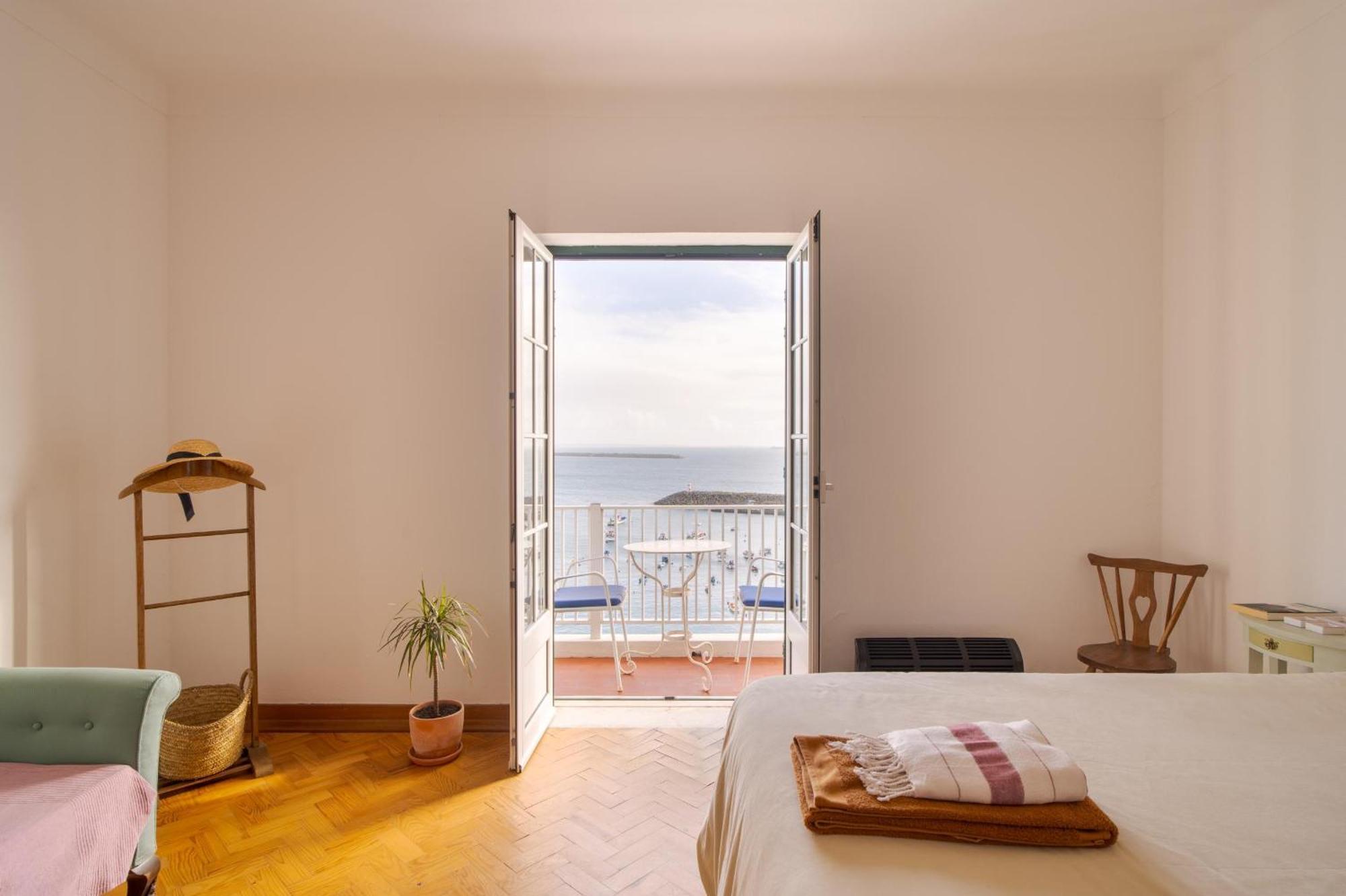 Manas Coliving Apartment Sines Luaran gambar